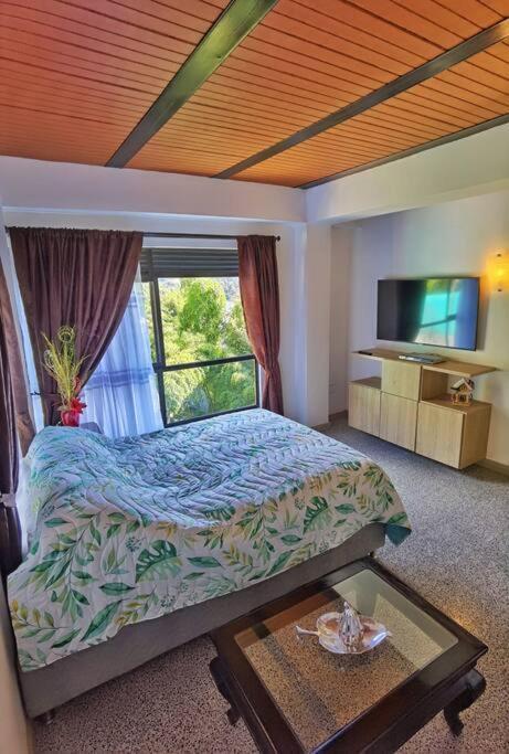 Descanso Bajo La Piedra Del Penol Appartement *