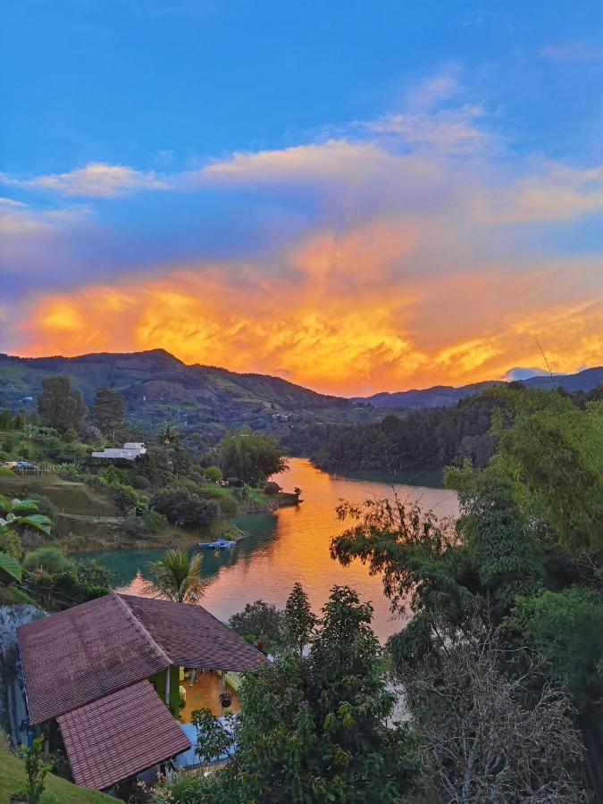 Appartement Descanso Bajo La Piedra Del Penol Guatapé